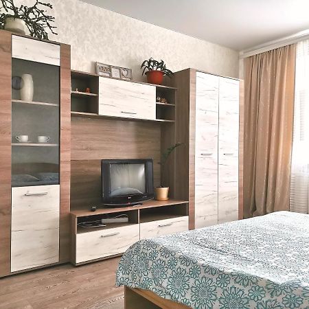 Lavina Mall Apartments Lll Sumi Dış mekan fotoğraf